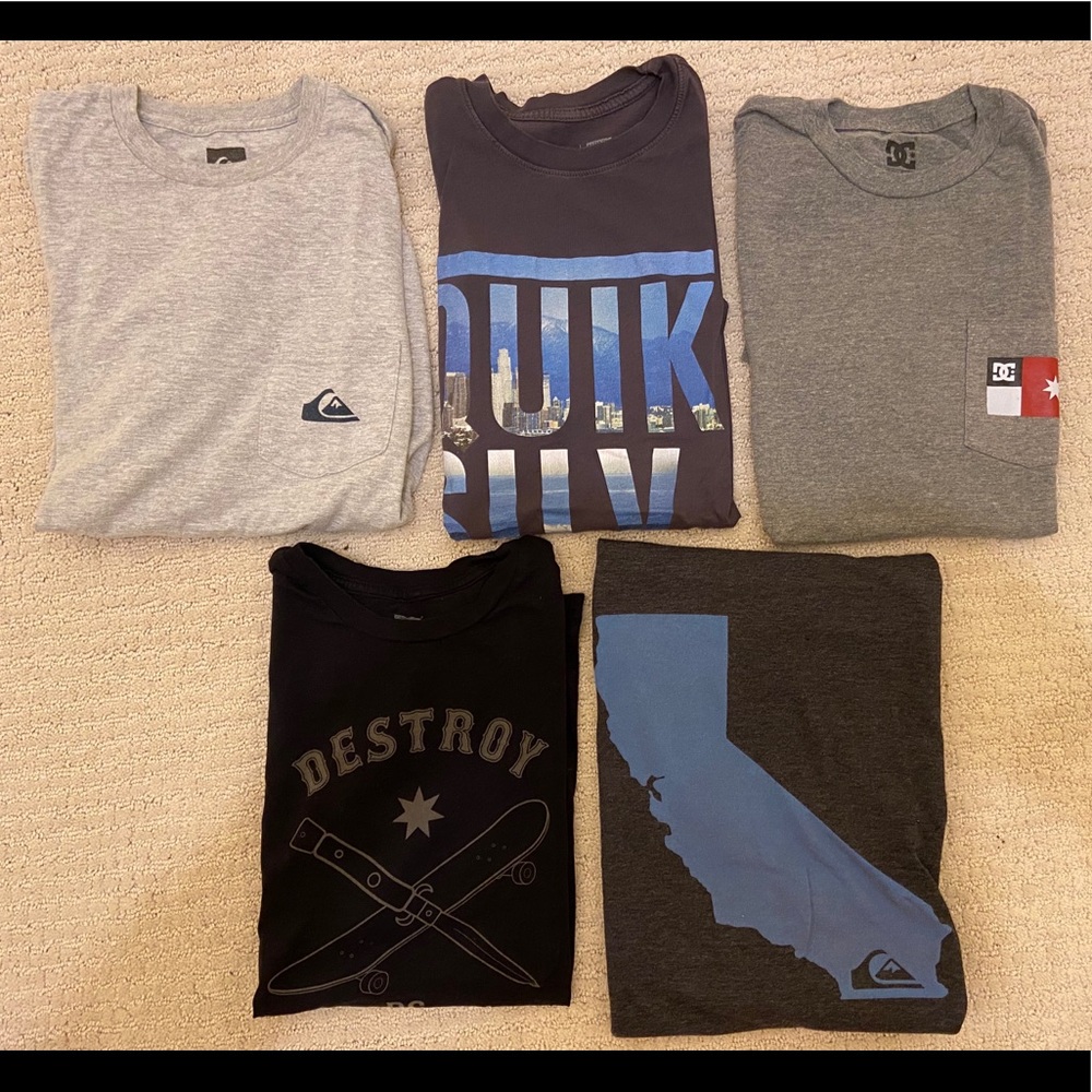 5 size Medium short sleeve T-Shirts